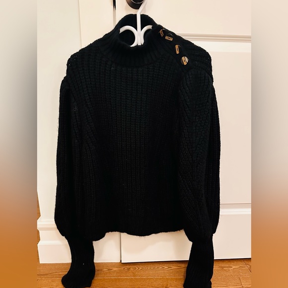 Ulla Johnson Sweaters - Amazing Ulla Johnson baby alpaca turtleneck sweater with thumb holes